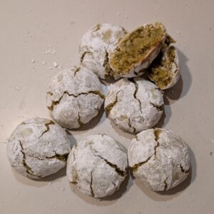 Pistachio Amaretti Cookies